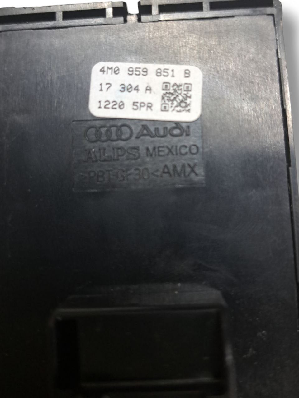 Pulsantiera comandi alzavetro anteriore sinistro Audi a4 (b9 - 2019) COD:4m0959851b - F&P CRASH SRLS - Ricambi Usati