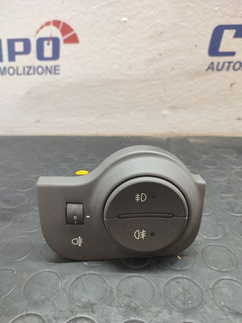 Pulsantiera Luci KIA RIO 1.4 (2005) benz cod: 201003199 - F&P CRASH SRLS - Ricambi Usati