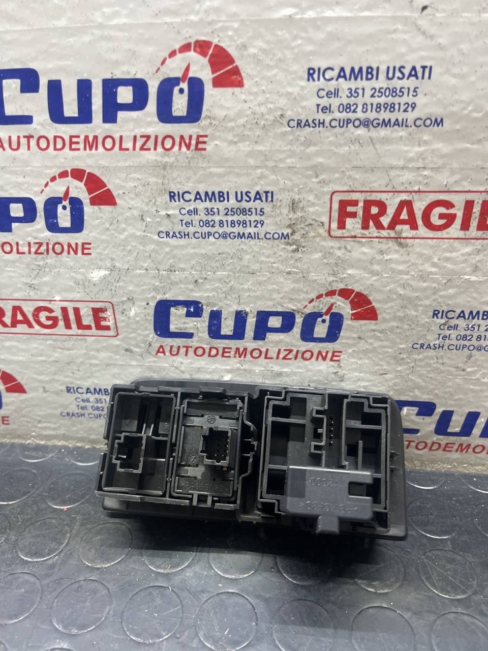Pulsantiera Regolazione Fari Controllo Trazione Renault Megane III 3p (2011) cod:40343XE1 - F&P CRASH SRLS - Ricambi Usati