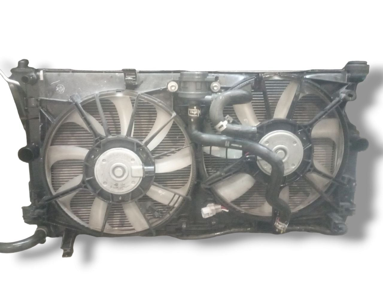Radiatore acqua Toyota C - HR 1.8 Hybrid (2021) cod: DT4221356022 - F&P CRASH SRLS - Ricambi Usati