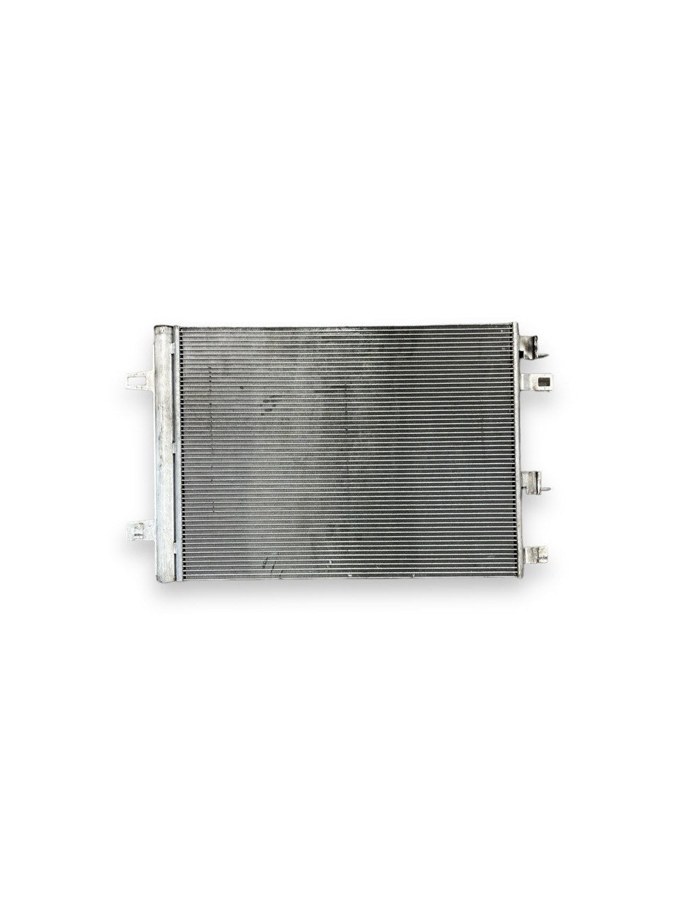 Radiatore aria condizionata Mercedes - Benz classe b W247 1.3 benzina - hybrid cod.A2475003900 (2014 - 2023) - F&P CRASH SRLS - Ricambi Usati