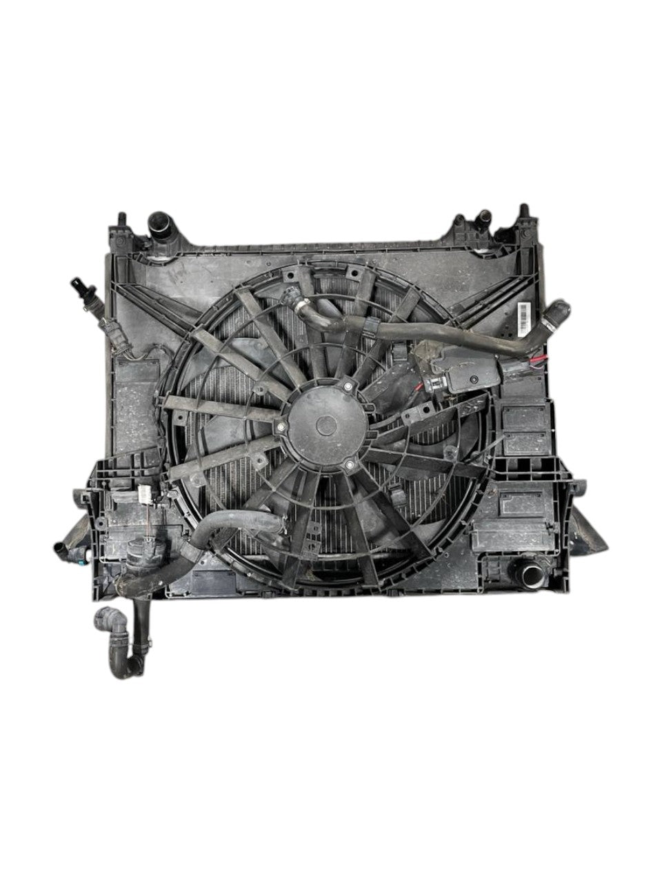 Radiatore con elettro ventola Jaguar F - Pace 2.0 diesel (2016 - >) cod.HK83 - 8C607 - AE - F&P CRASH SRLS - Ricambi Usati