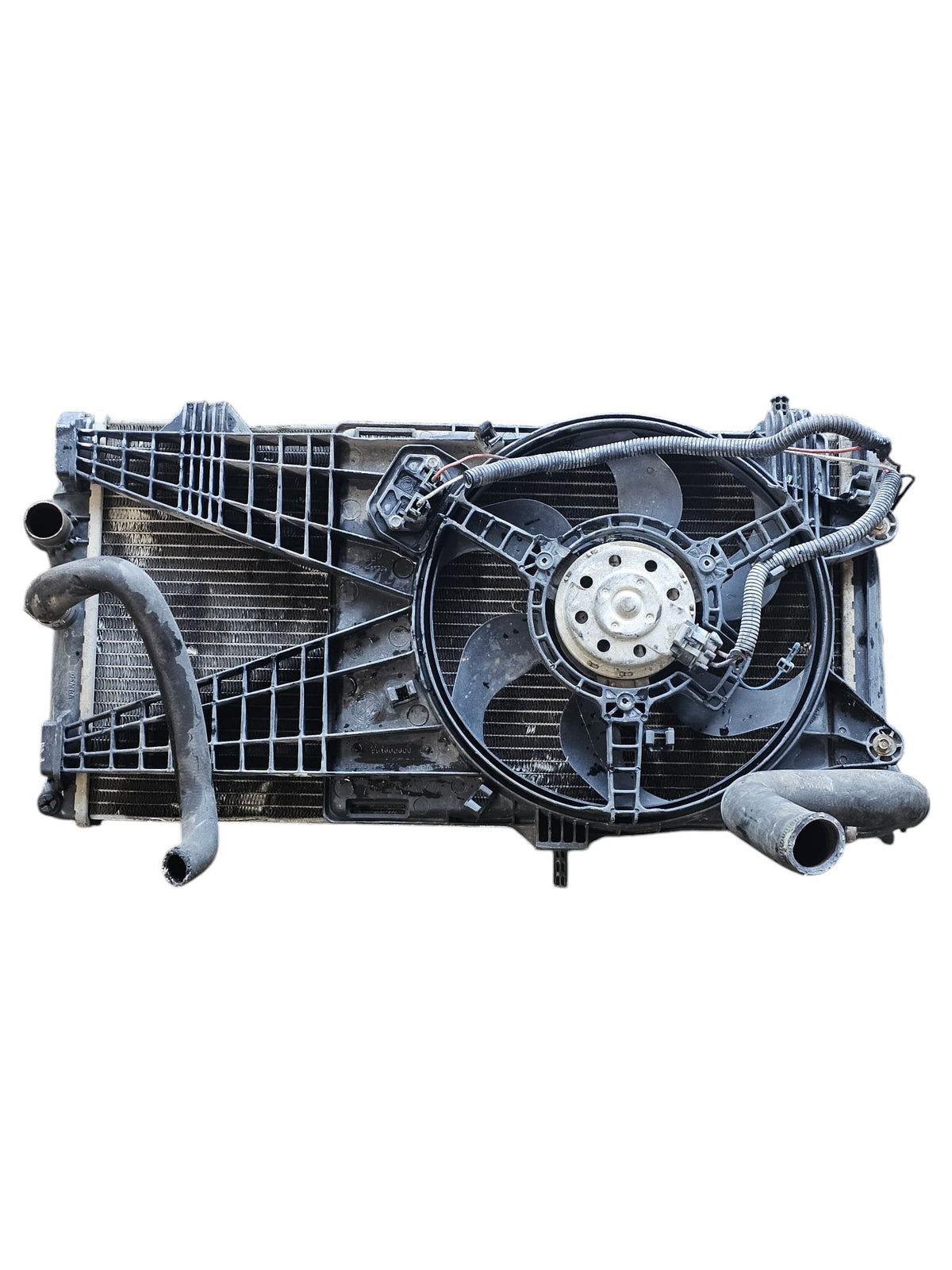 Radiatore / Elettroventola Lancia Ypsilon II Cod:851600600 1.3 Diesel (2003 - 2011) - F&amp;P CRASH SRLS - Ricambi Usati