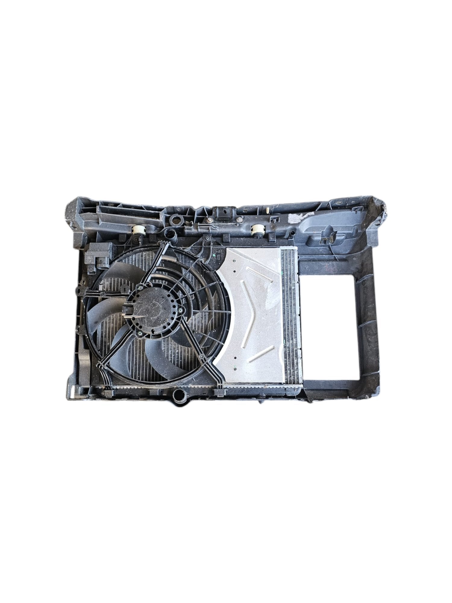 Radiatore / Elettroventola Peugeot 2008 I Cod:FS2083T300217 1.6 Diesel (2013 - 2019) - F&P CRASH SRLS - Ricambi Usati