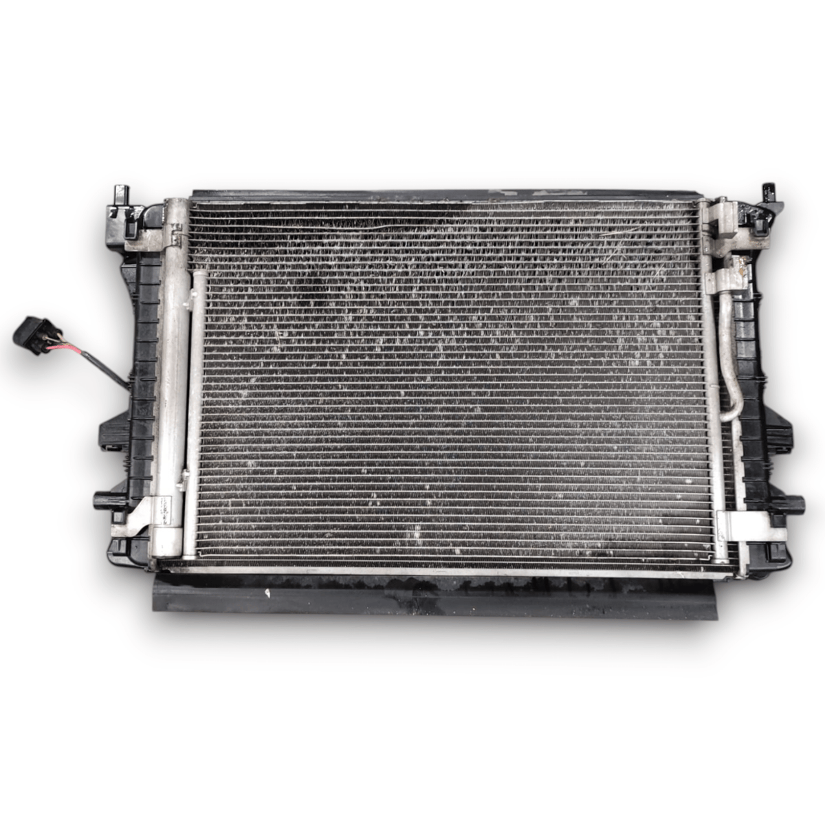Radiatore + Elettroventola Skoda Octavia 1.4 Benzina COD: 5Q0816411AB (2013 - 2019) - F&amp;P CRASH SRLS - Ricambi Usati