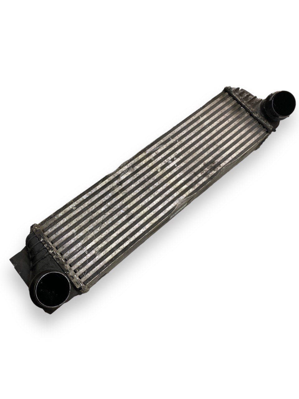 Radiatore intercooler BMW Serie 7 ( F02 - 2015 ) cod. 1751757711502 - F&P CRASH SRLS - Ricambi Usati