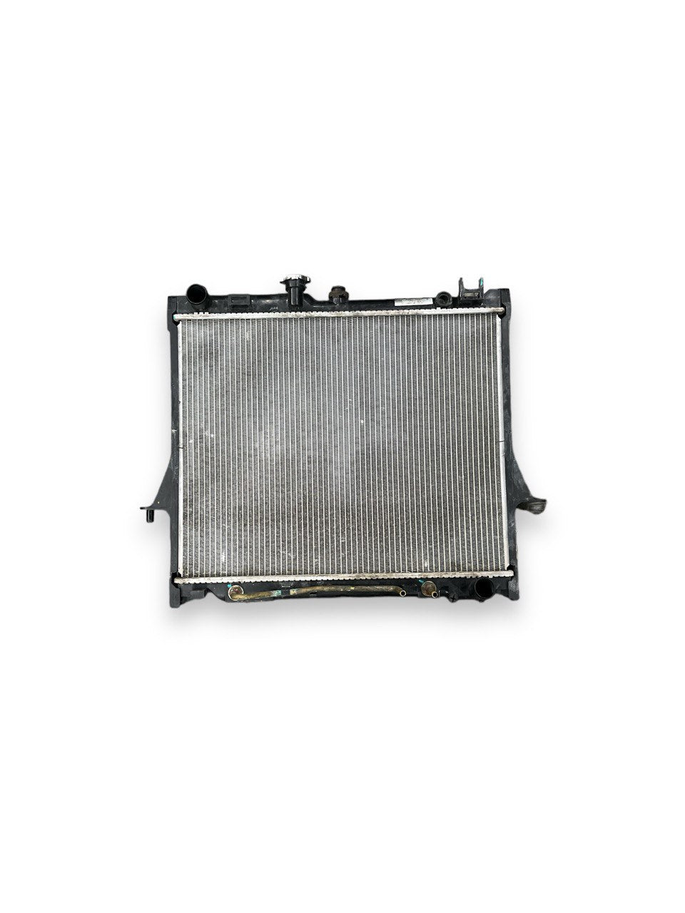 Radiatore Isuzu D - Max 3.0 Diesel (2002 - 2011) cod.60854 - F&P CRASH SRLS - Ricambi Usati