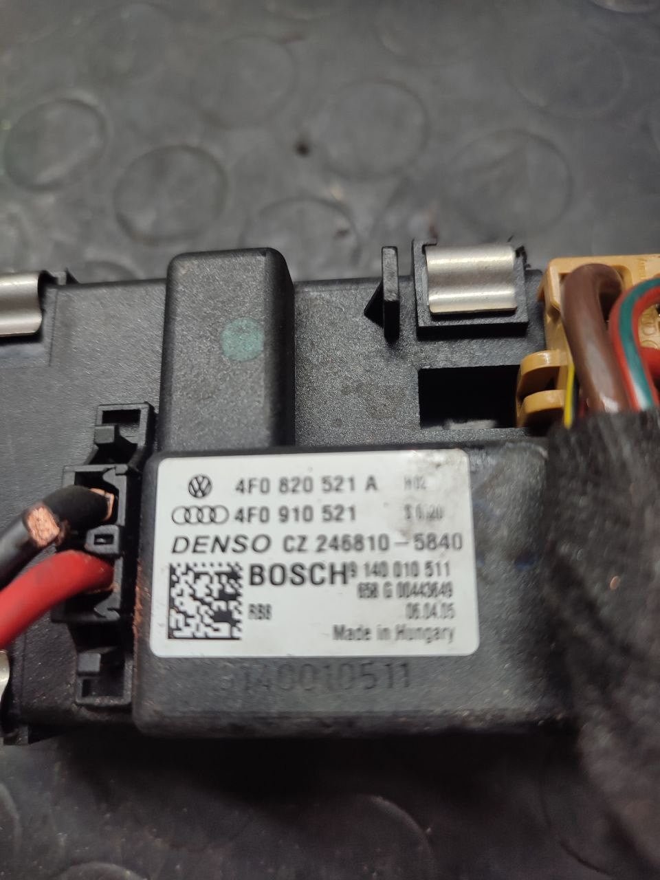 Relè resistenza ventola riscaldamento Audi A6 ( 4f - 2007 ) 3.0 tdi cod 4f0820521a - F&P CRASH SRLS - Ricambi Usati