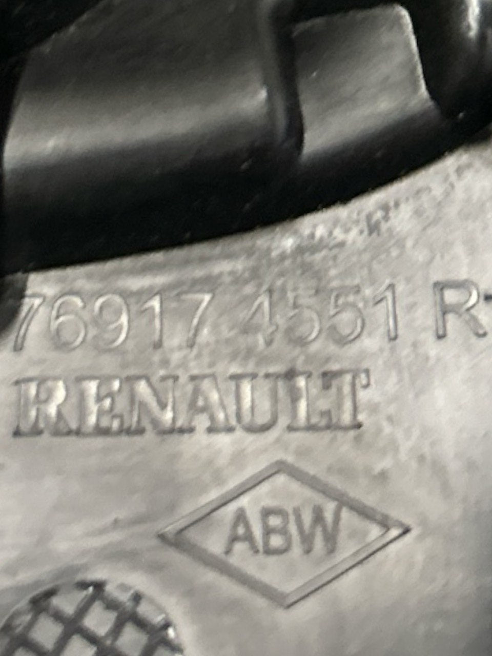 Rivestimento Colonna C Renault Clio V (2019 > ) cod.769174551R - F&P CRASH SRLS - Ricambi Usati