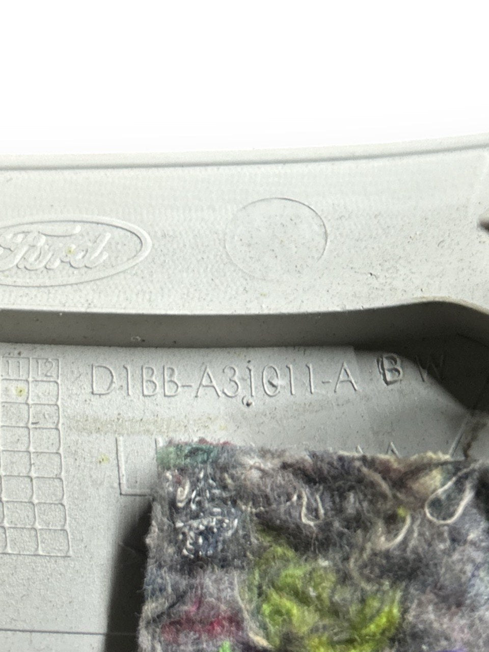 Rivestimento Colonna C Sinistra Ford Fiesta VI (2008 > 2017) cod.D1BB - A31011 - A - F&P CRASH SRLS - Ricambi Usati