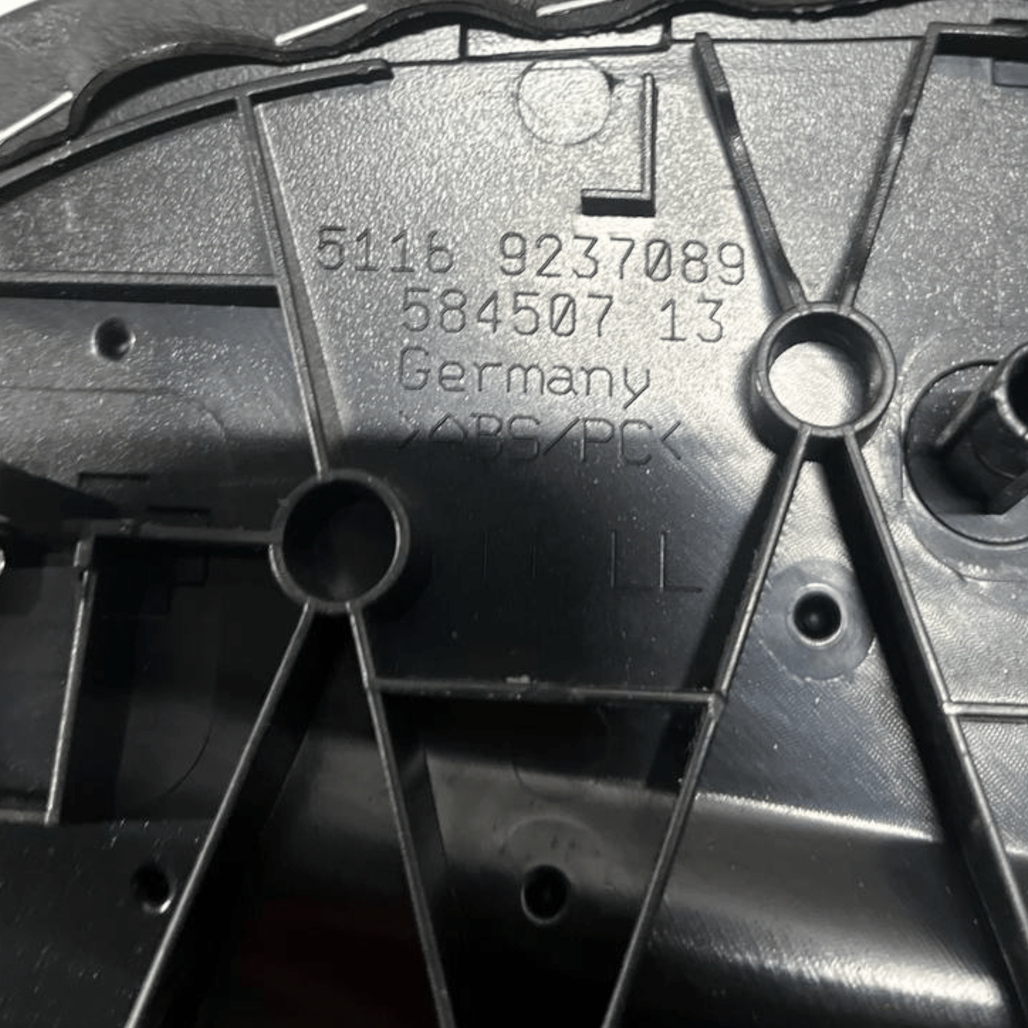 Rivestimento in Pelle Console Centrale laterale sinistro (sx) Bmw Serie 6 Gran Coupè F06 (2012 al 2018) cod: 51169237089 - F&P CRASH SRLS - Ricambi Usati