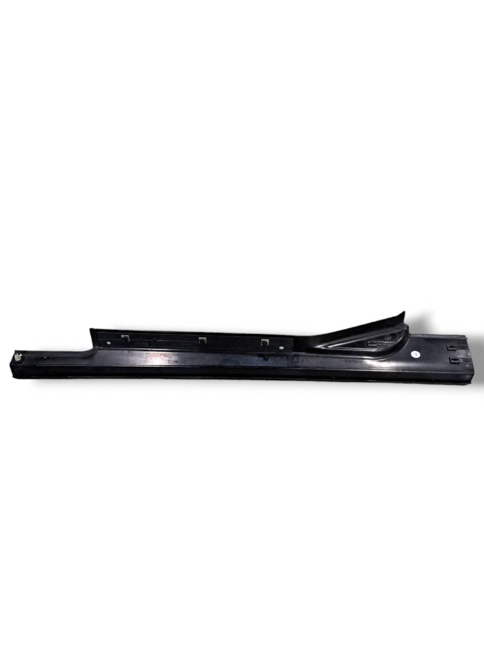 Rivestimento / Modanatura Battitacco anteriore destro Mercedes - Benz Classe C W203 (2005) COD:A2036800835 - F&P CRASH SRLS - Ricambi Usati