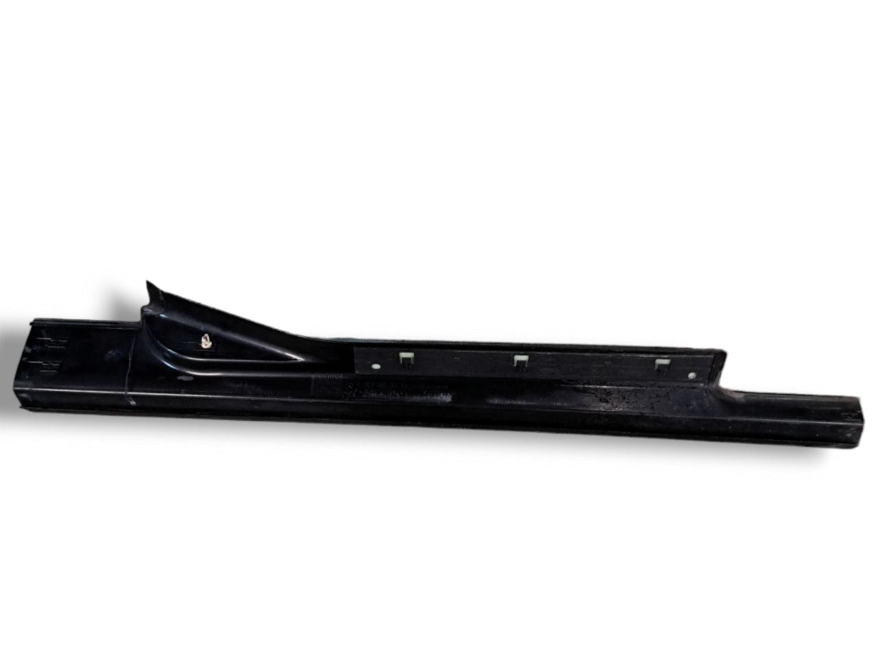 Rivestimento / Modanatura Battitacco anteriore sinistro Mercedes - Benz Classe C W203 (2005) COD:A2036800735 - F&P CRASH SRLS - Ricambi Usati