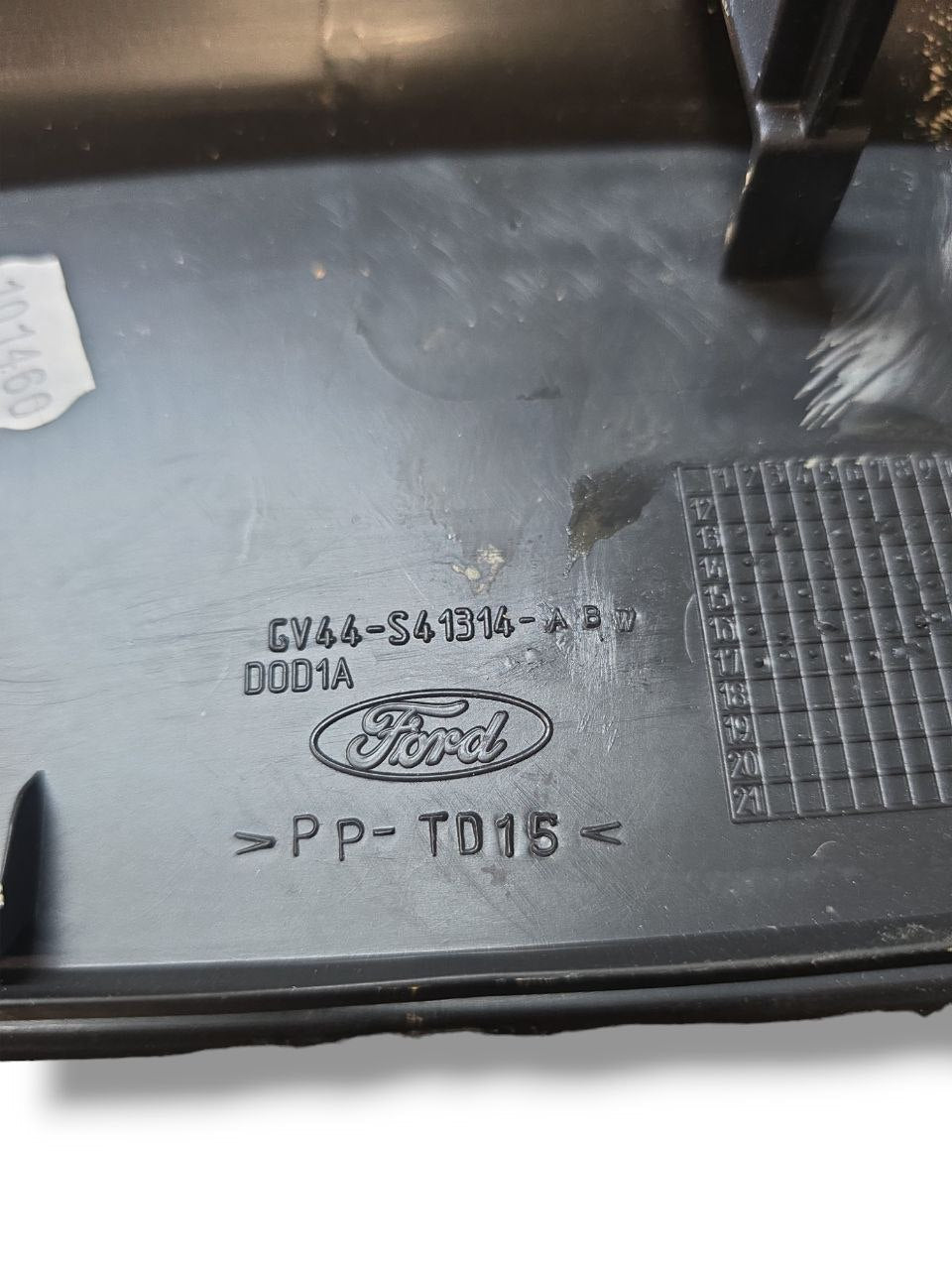 Rivestimento / Modanatura Ford Kuga ( 2012 - 2019 ) Cod : GV44 - S41314 - AB - F&P CRASH SRLS - Ricambi Usati