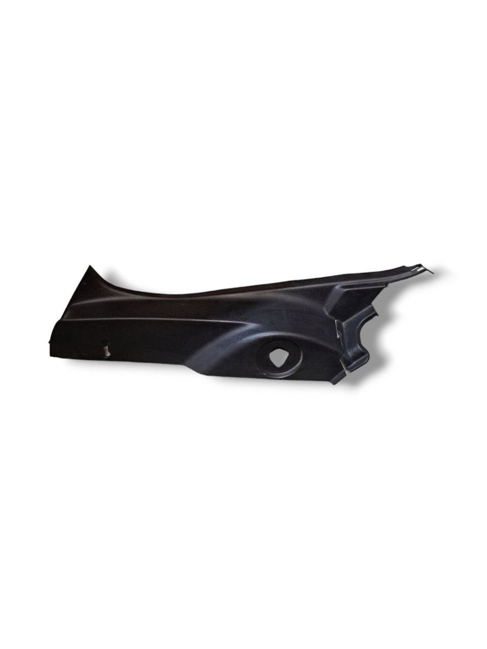 Rivestimento / Modanatura Montante interno inferiore lato sinistro (sx)Toyota Auris (2018) COD:62552 - 02300 - F&P CRASH SRLS - Ricambi Usati