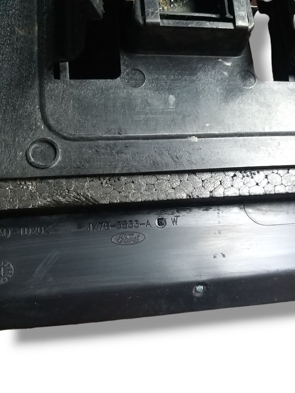 Rivestimento / Modanatura Sterzo Ford Focus ( 2022 ) Cod : JX7B3533APIA03 - F&P CRASH SRLS - Ricambi Usati