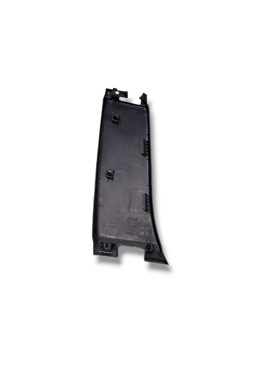 Rivestimento montante inferiore destro (dx) Fiat Panda 312 (2012>) COD:735490416 - F&P CRASH SRLS - Ricambi Usati