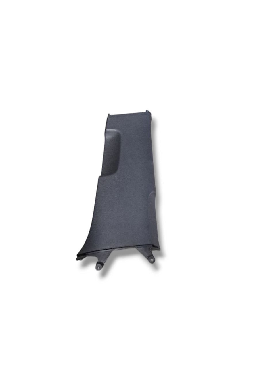 Rivestimento montante inferiore destro Volkswagen Golf V COD:1K4867298 (2003 - 2008) - F&P CRASH SRLS - Ricambi Usati