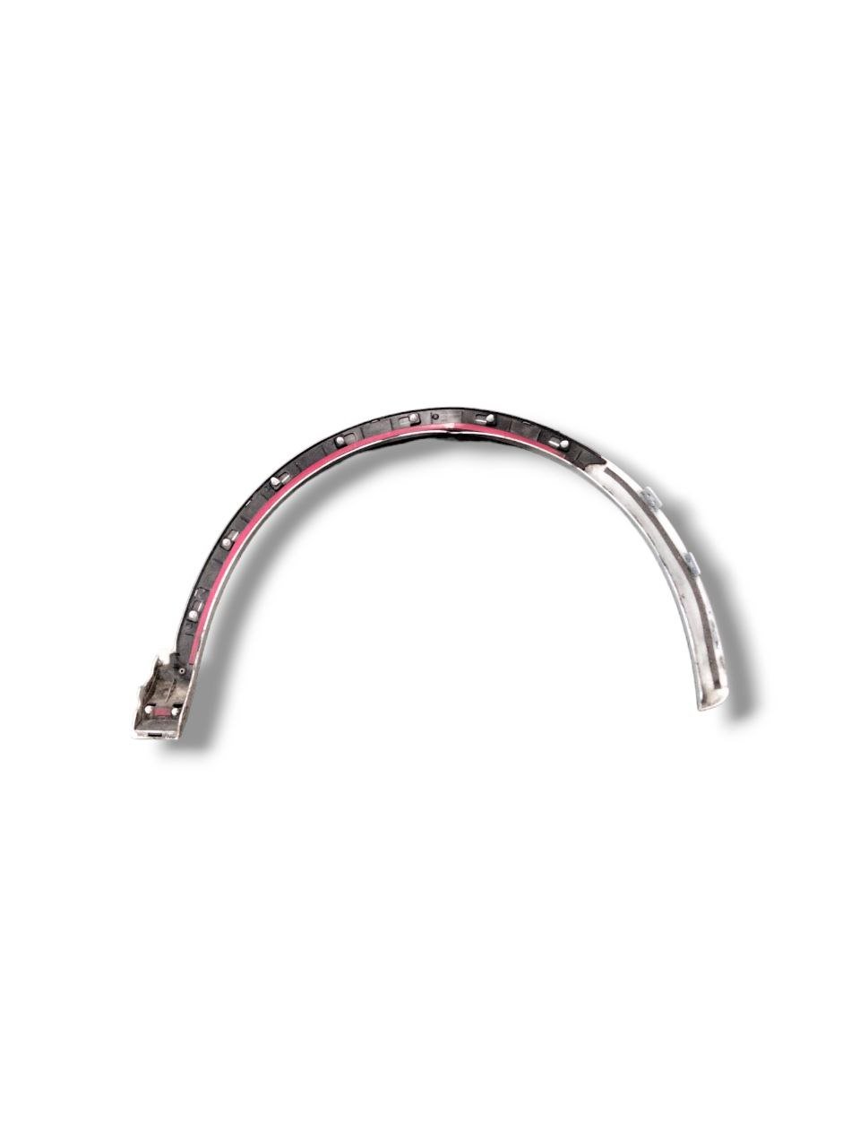 Rivestimento passaruota anteriore sinistro Audi Q3 (2011 - 2015) cod.8U0853717A - F&P CRASH SRLS - Ricambi Usati