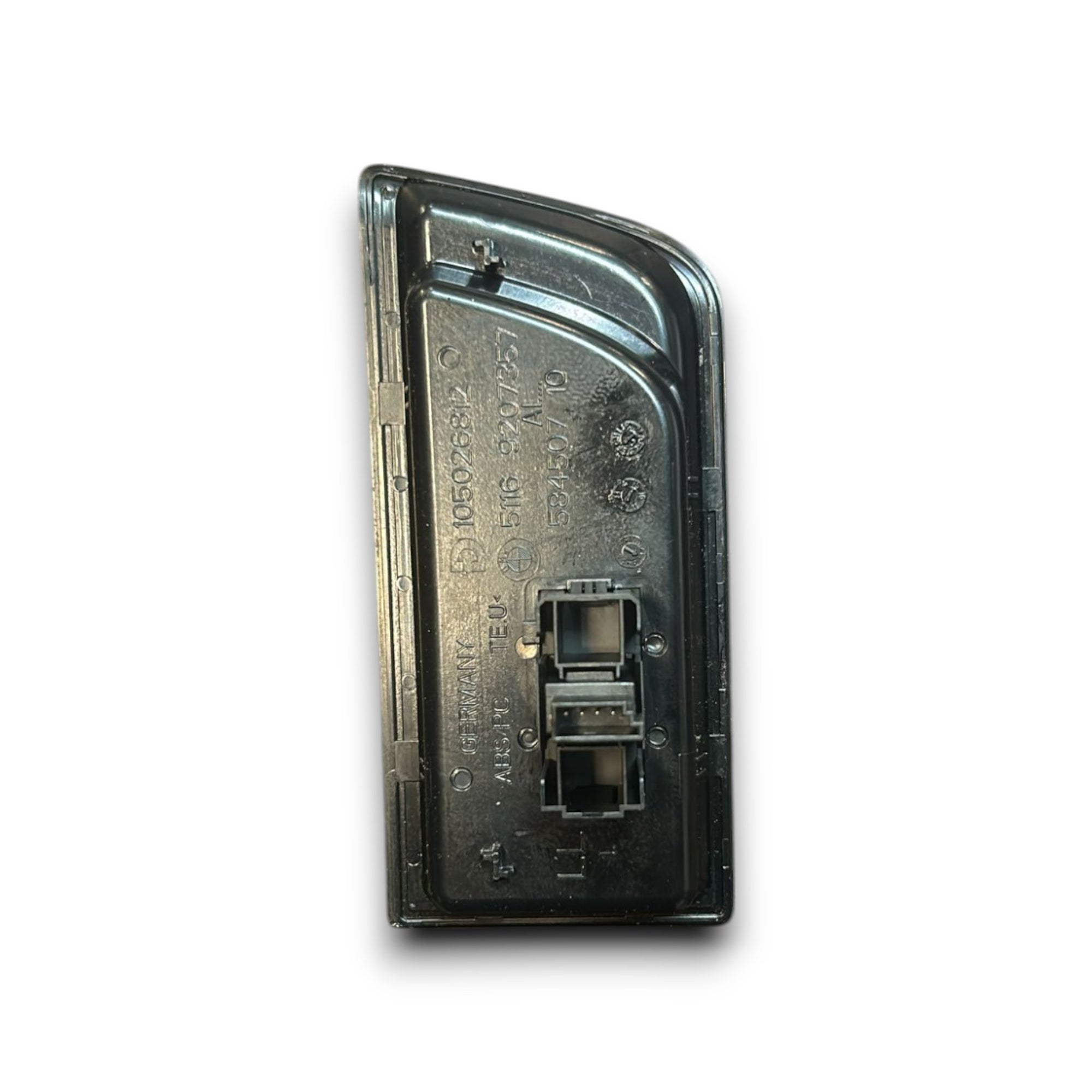 Rivestimento + Presa / Ingresso Cavo AUX BMW Serie 1 (F20) cod.105026812 (2011 > 2019) - F&P CRASH SRLS - Ricambi Usati
