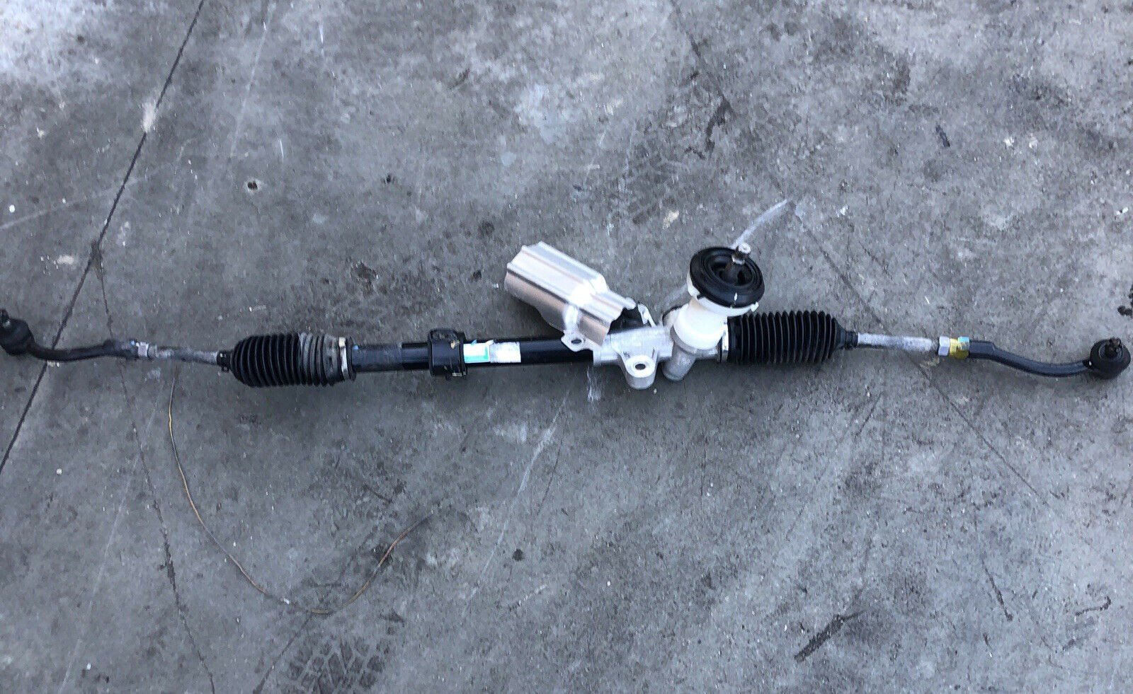 SCATOLA DELLO STERZO HYUNDAI i20 1° Serie 2009 263982 56500 - 1J500 - F&P CRASH SRLS - Ricambi Usati