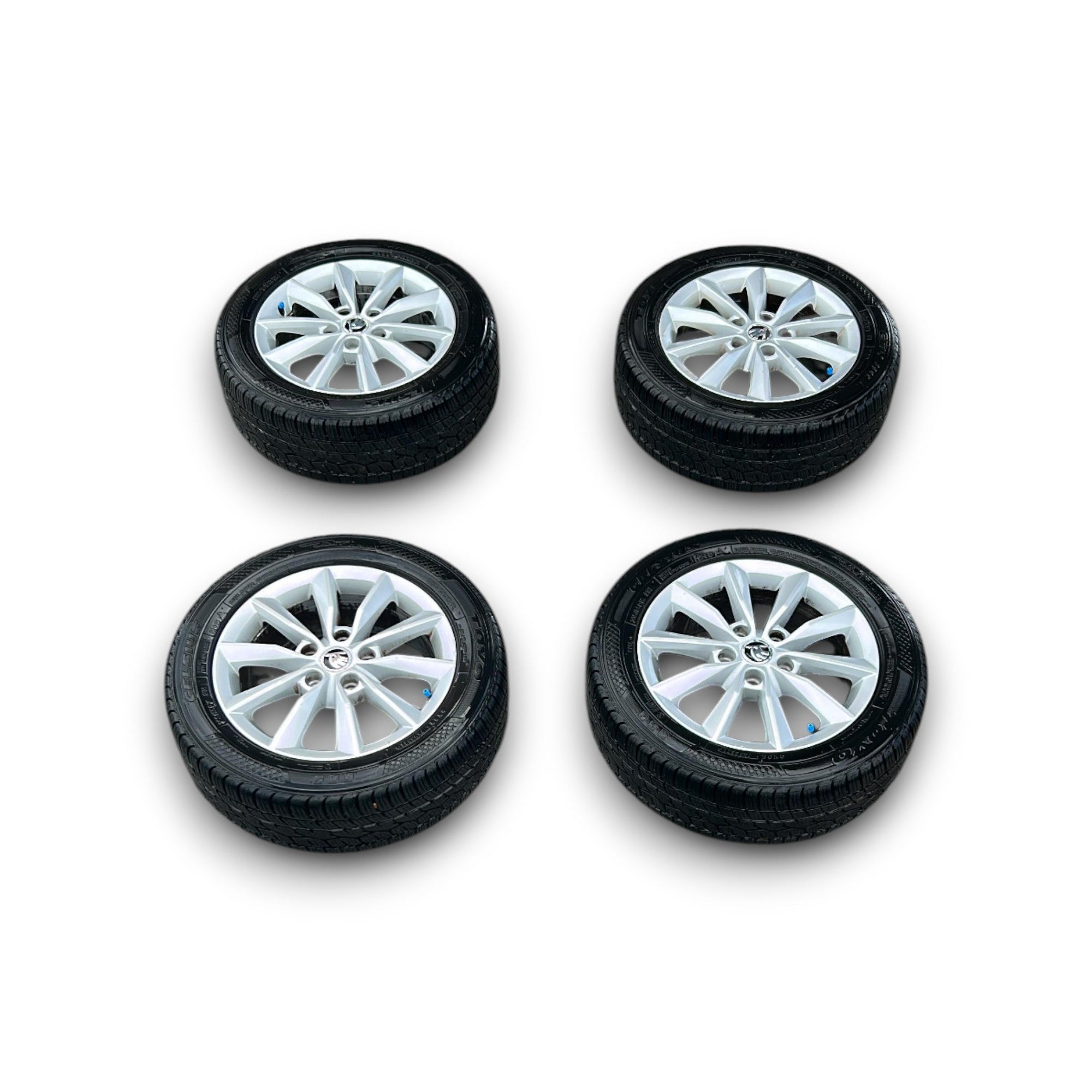 Set 4 Cerchi In Lega Skoda Octavia III (5E) cod.5E0601025B (5 Fori / 205 / 55 R16) (2013 > 2019) cod.5E0601025BA cod.5E0071494B cod.5E0601025AD cod.5E0071494 - F&P CRASH SRLS - Ricambi Usati