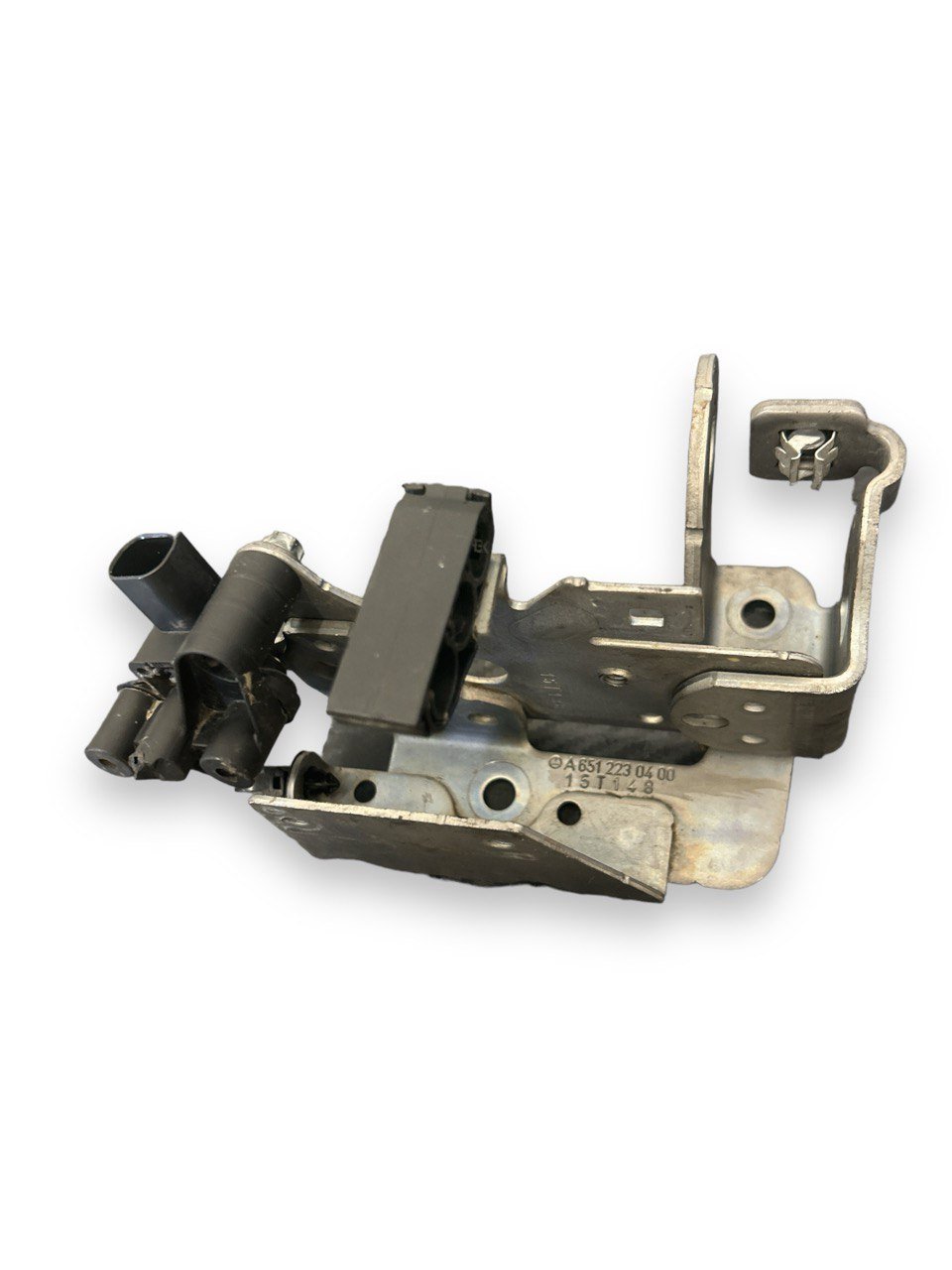 Staffa Supporto motore Mercedes - Benz Classe C (W205 - 2014 al 2021) cod.A6512230400 - F&P CRASH SRLS - Ricambi Usati