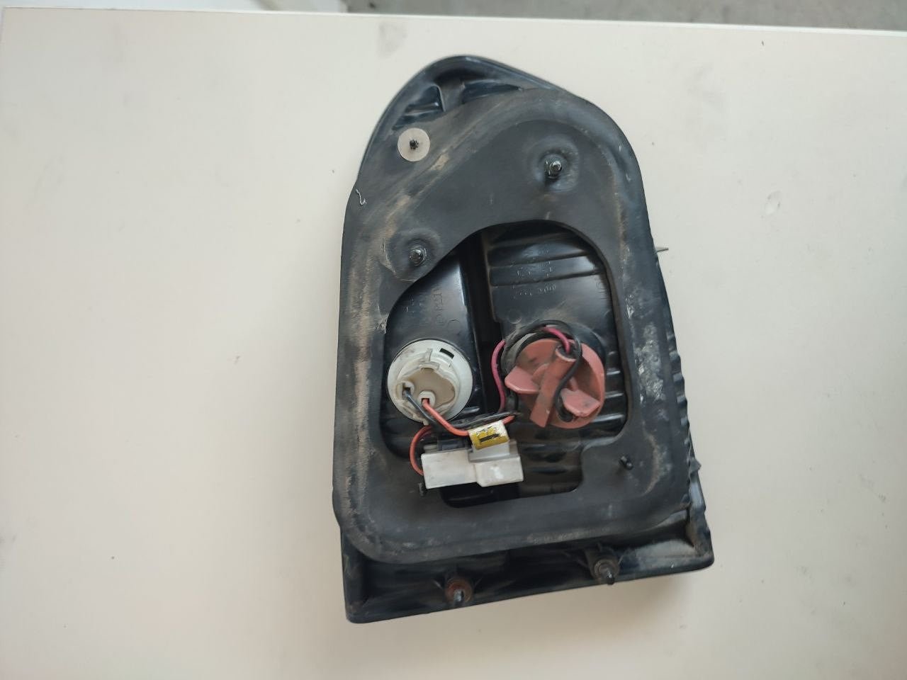 Stop posteriore destro interno Hyundai h1 I serie - F&P CRASH SRLS - Ricambi Usati