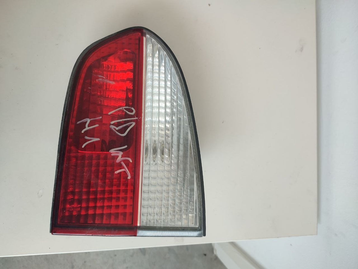 Stop posteriore destro interno Hyundai h1 I serie - F&amp;P CRASH SRLS - Ricambi Usati