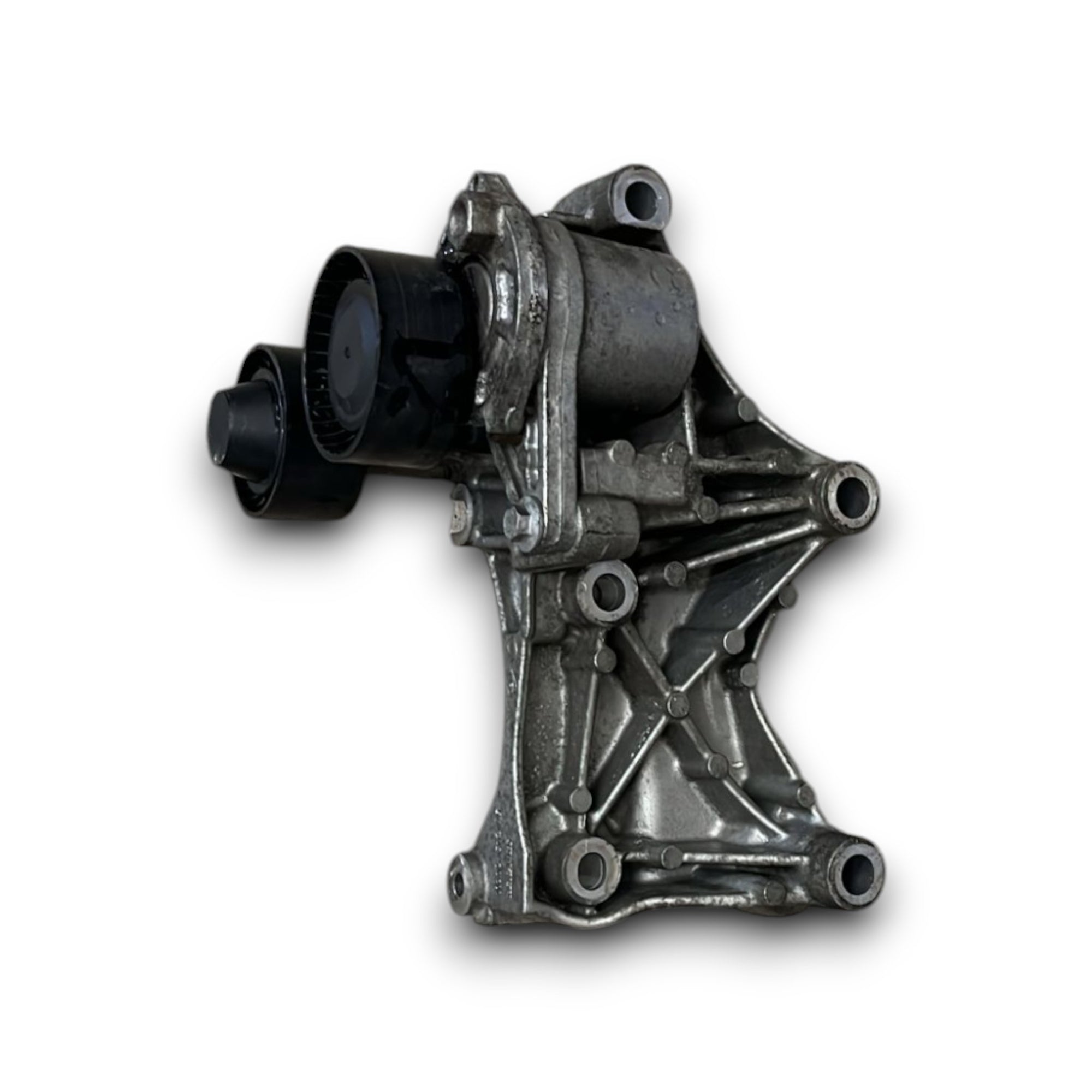 Supporto Tendicinghia Renault Trafic III cod:117105124R 1.6 Diesel (2014 > ) Staffa Alternatore - F&P CRASH SRLS - Ricambi Usati