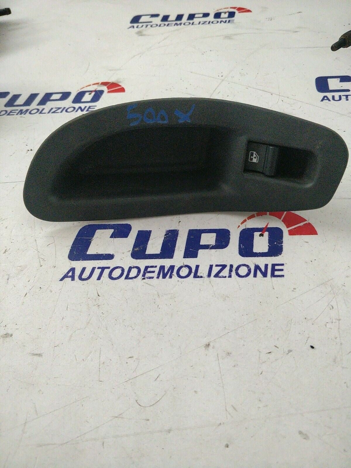Tasto Alzavetro Comando Alzacristallo Posteriore Destro Fiat 500X - F&P CRASH SRLS - Ricambi Usati