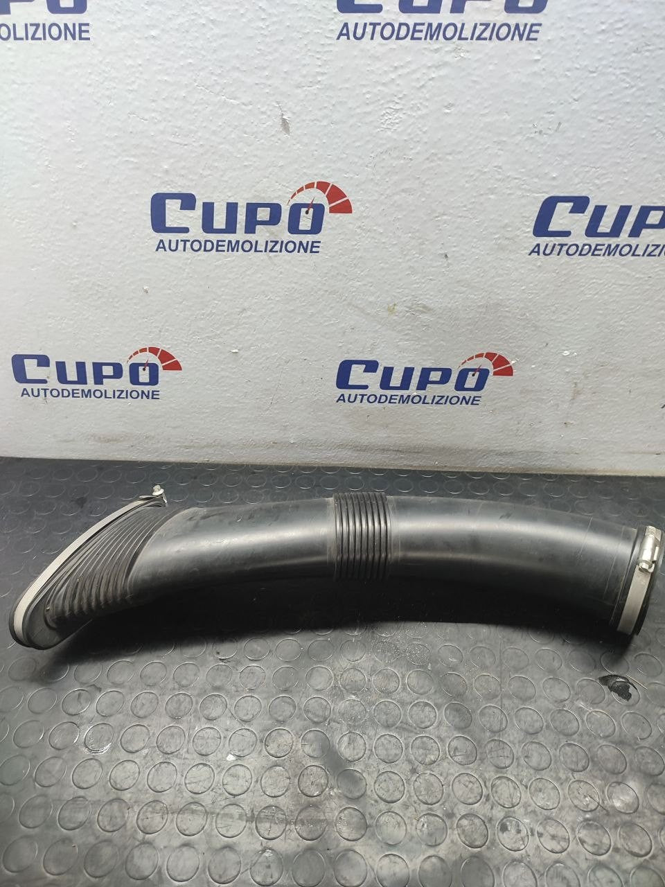 Tubo Aspirazione Aria PORSCHE PANAMERA 970 Cod:970.110.114.30 - F&P CRASH SRLS - Ricambi Usati