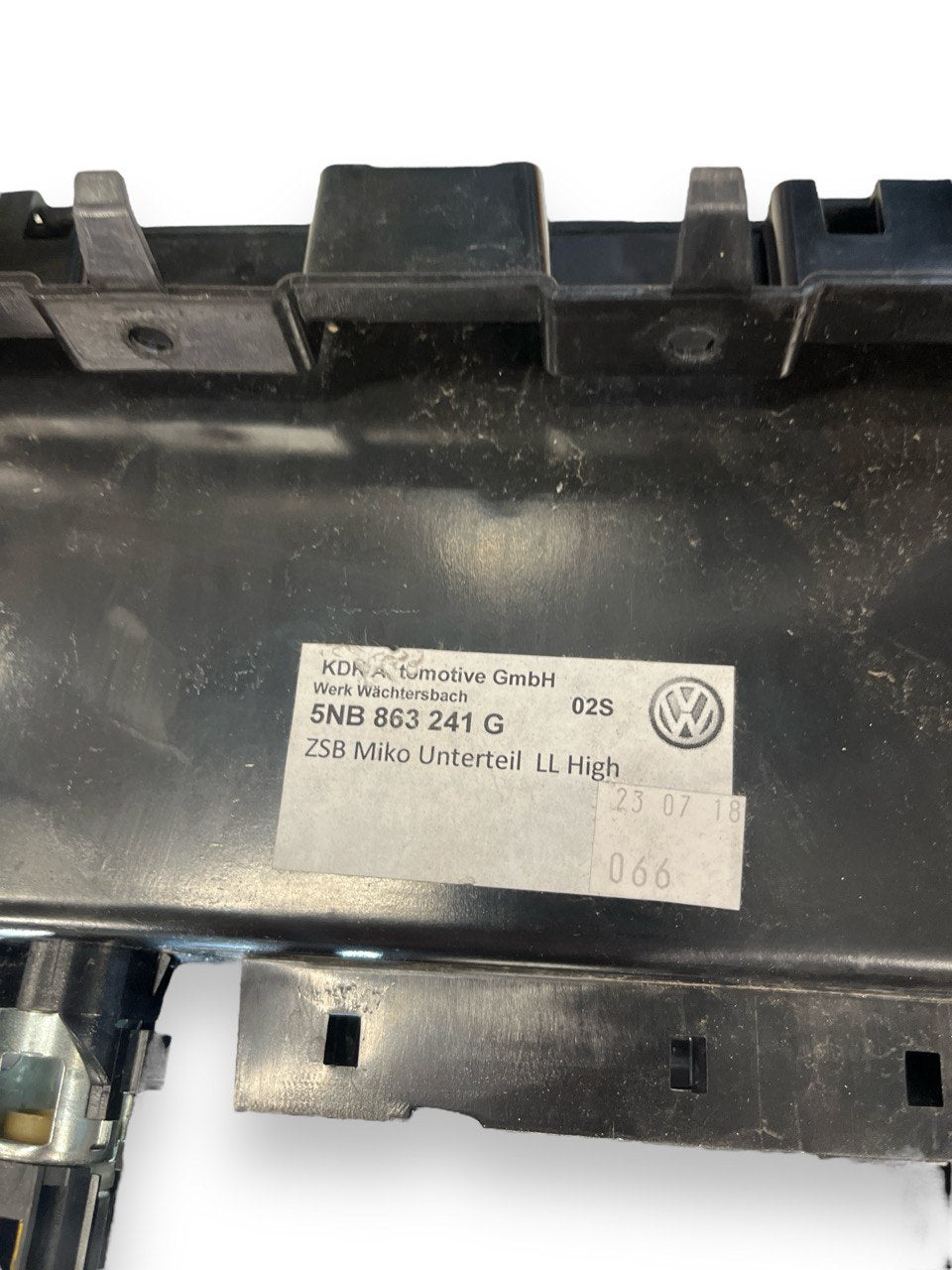 Tunnel Centrale Completo Volkswagen Tiguan ( AD1 - 2018 ) cod : 5NB863241G - F&P CRASH SRLS - Ricambi Usati