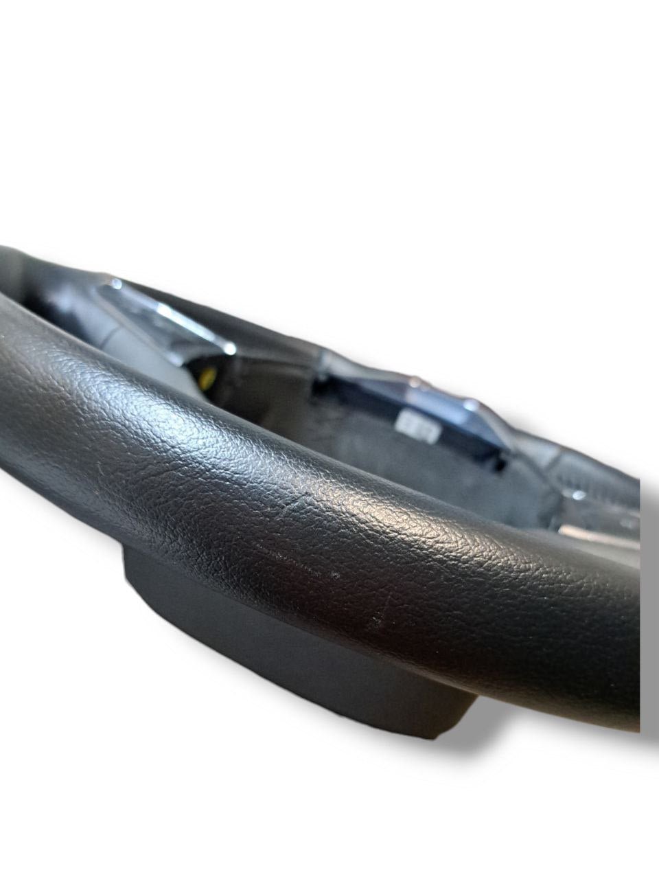 Volante / Sterzo + Comandi al Volante In Pelle Nero Seat Ibiza (2015) COD:5F0419685A - F&P CRASH SRLS - Ricambi Usati
