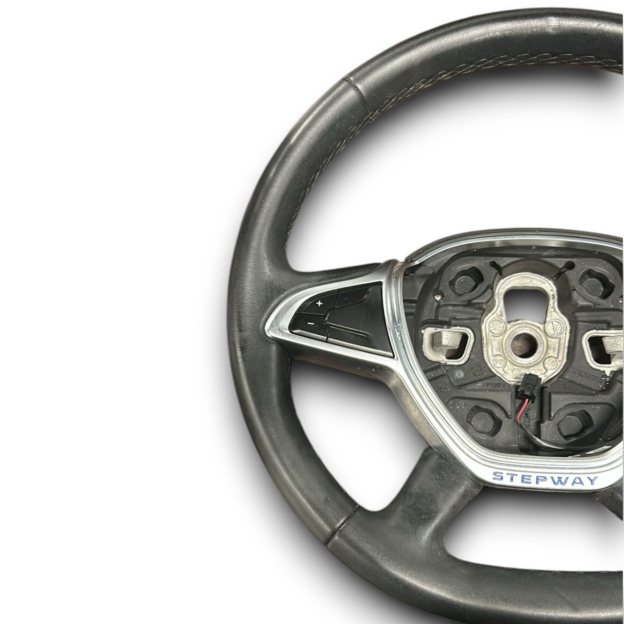 Volante / Sterzo Dacia Sandero II (2012 > 2020 ) cod:484007478R - F&P CRASH SRLS - Ricambi Usati